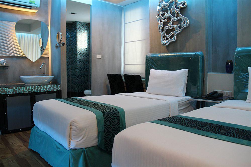 Blutique Hotel Bangkok Exterior foto
