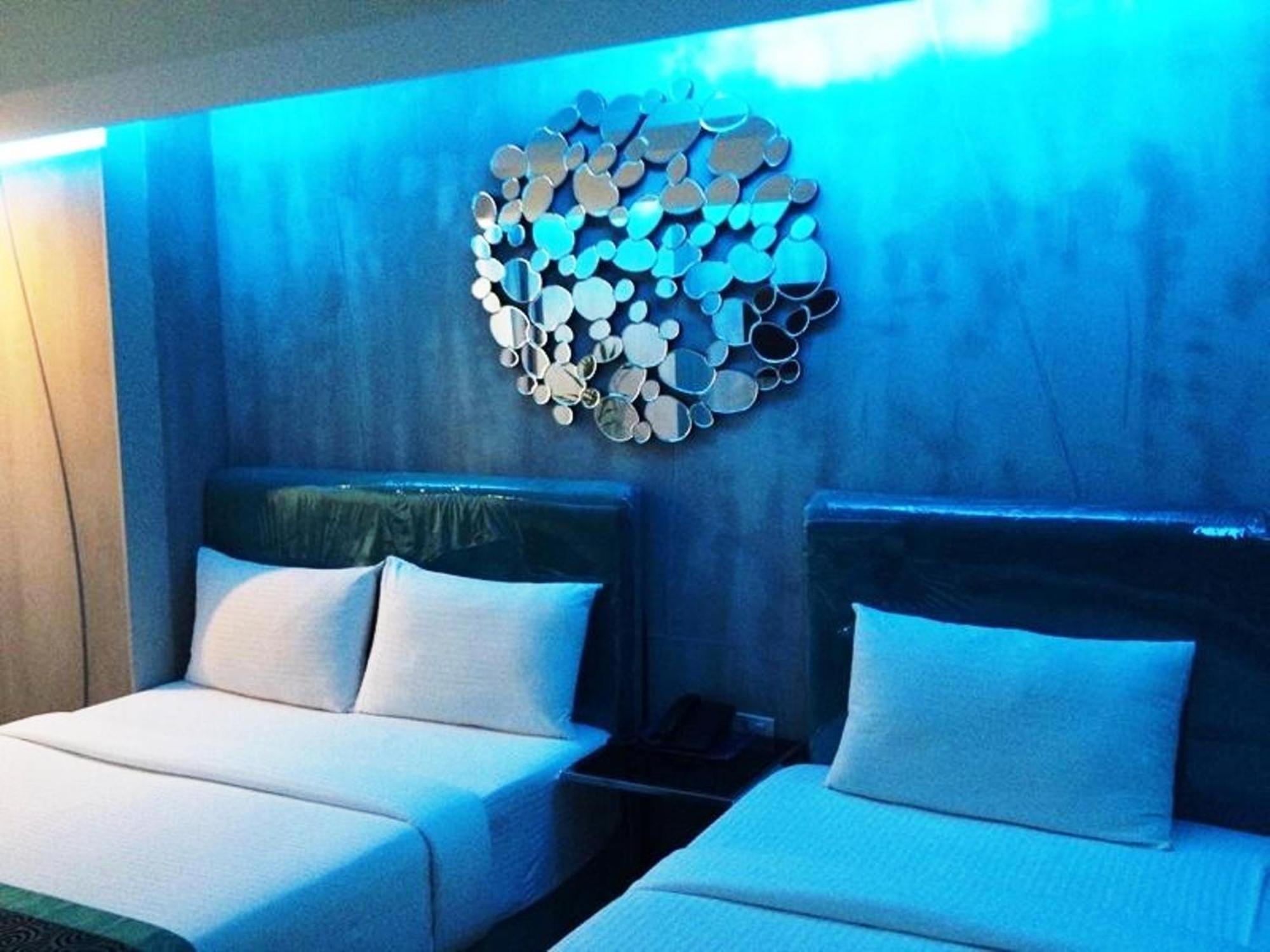 Blutique Hotel Bangkok Exterior foto