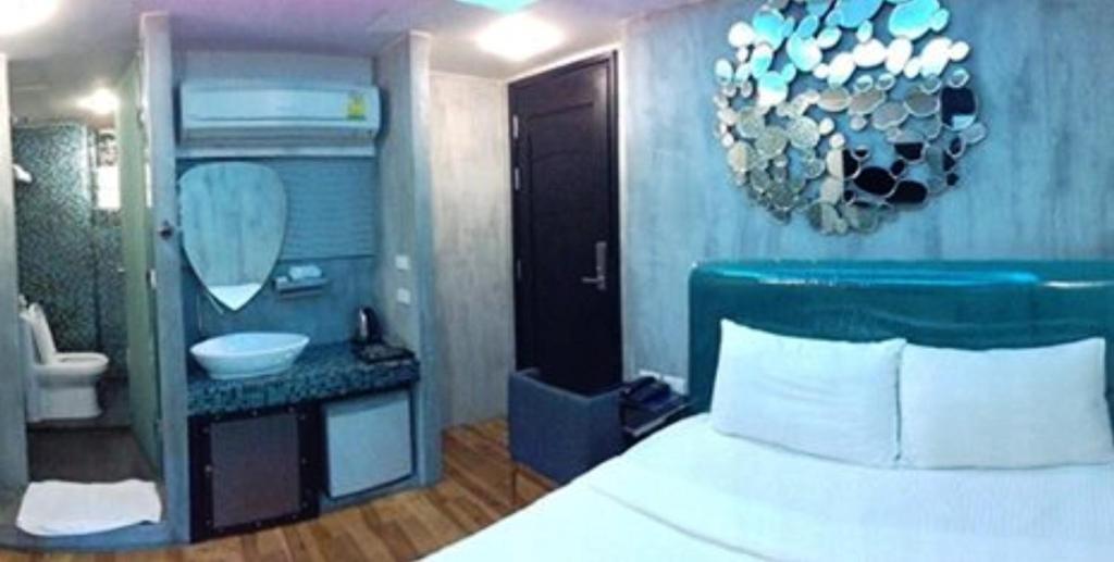 Blutique Hotel Bangkok Exterior foto